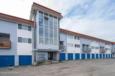 Exterior - 400 E 24th Ave # 19, Anchorage, AK 99503 photo 1 of 4