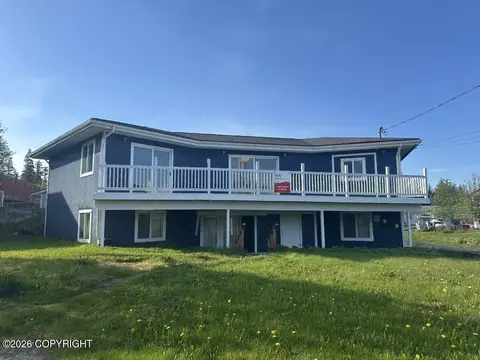 3444 Puffin Dr, Kodiak, AK 99615