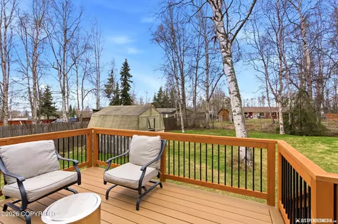 Exterior - 22433 Mcmanus Dr, Chugiak, AK 99567 photo 4 of 13