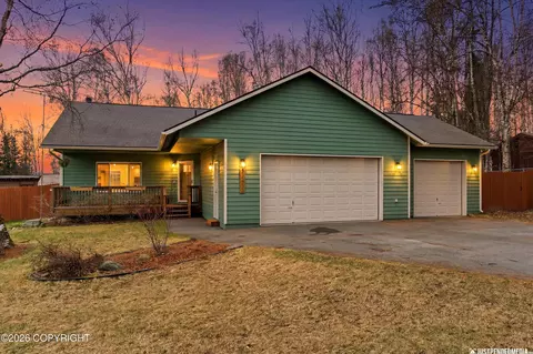 22433 Mcmanus Dr, Chugiak, AK 99567