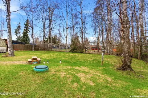 Exterior - 22433 Mcmanus Dr, Chugiak, AK 99567 photo 7 of 13