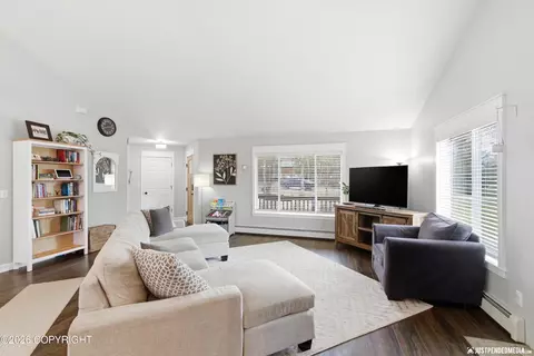 Living - 22433 Mcmanus Dr, Chugiak, AK 99567 photo 3 of 4