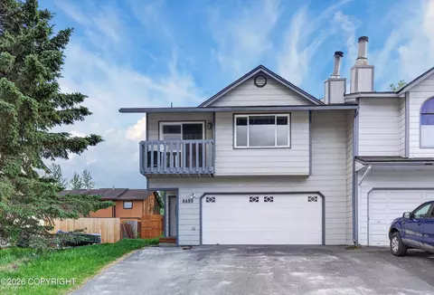 8450 Brookridge Dr, Anchorage, AK 99504