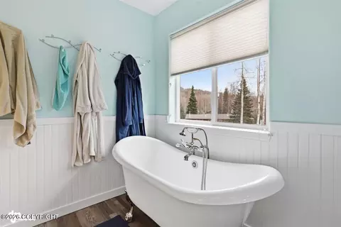 Bath - 17346 Alice Loop, Eagle River, AK 99577 photo 5 of 7