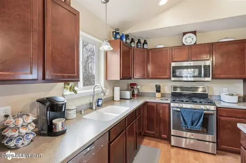 Kitchen - 17346 Alice Loop, Eagle River, AK 99577 photo 4 of 6