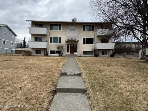 6952 Weimer Rd, Anchorage, AK 99502