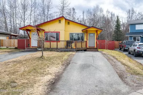 213 Orange Leaf Cir, Anchorage, AK 99504