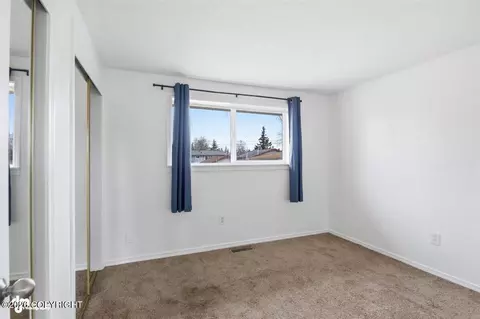 4413 E 8th Ave, Anchorage, AK 99508 photo 14