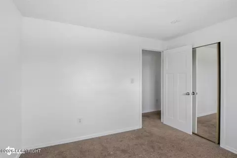 4413 E 8th Ave, Anchorage, AK 99508 photo 18