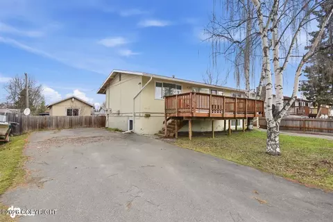4413 E 8th Ave, Anchorage, AK 99508 photo 3