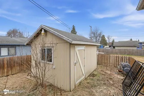 4413 E 8th Ave, Anchorage, AK 99508 photo 34