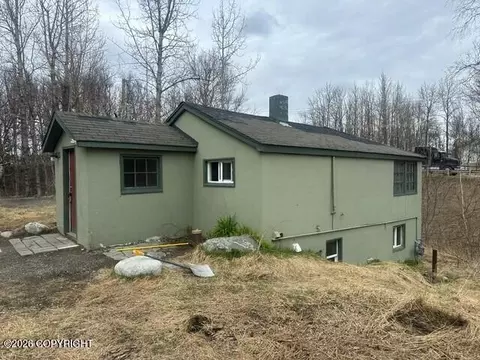 12201 E Irwin Loop, Palmer, AK 99645 photo 3