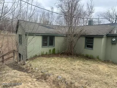12201 E Irwin Loop, Palmer, AK 99645 photo 4