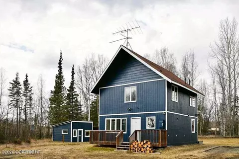 7355 W Peninsula Dr, Wasilla, AK 99623