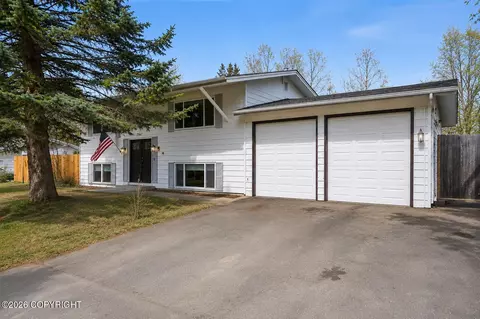 7041 Tall Spruce Dr, Anchorage, AK 99502