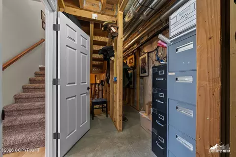 Entry Way - 10927 Splendor Loop, Eagle River, AK 99577 photo 7 of 8