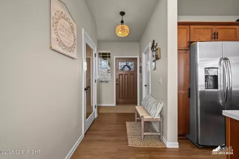 Entry Way - 10927 Splendor Loop, Eagle River, AK 99577 photo 3 of 8