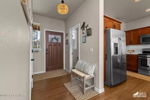 Entry Way - 10927 Splendor Loop, Eagle River, AK 99577 photo 4 of 8