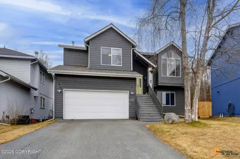 8663 Spruce Brook St, Anchorage, AK 99507