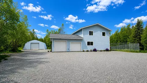 6400 N Weltin Way, Palmer, AK 99645