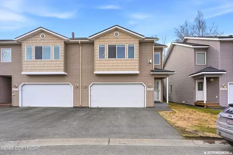 2630 Aspen Heights Loop # 14, Anchorage, AK 99508