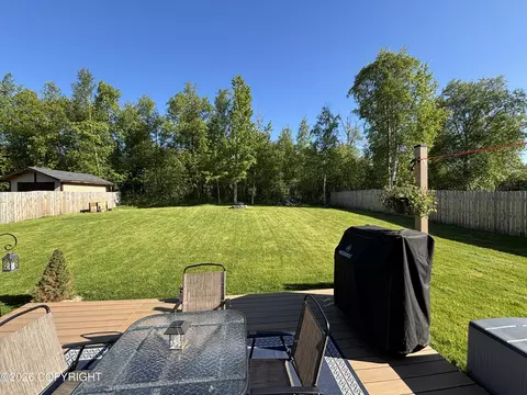 401 W Fallen Leaf Cir, Wasilla, AK 99654