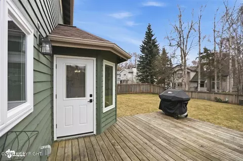 Exterior - 7513 Setter Dr, Anchorage, AK 99502 photo 3 of 12