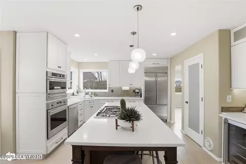 Kitchen - 7513 Setter Dr, Anchorage, AK 99502 photo 2 of 6