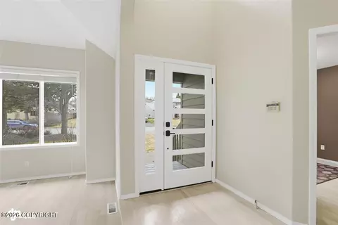 Entry Way - 7513 Setter Dr, Anchorage, AK 99502 photo 1 of 4