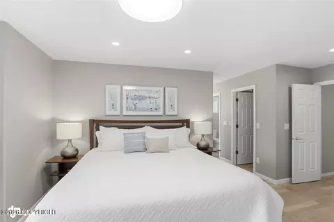 Bedroom - 7513 Setter Dr, Anchorage, AK 99502 photo 3 of 8