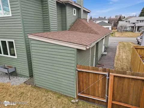 Exterior - 7513 Setter Dr, Anchorage, AK 99502 photo 8 of 12