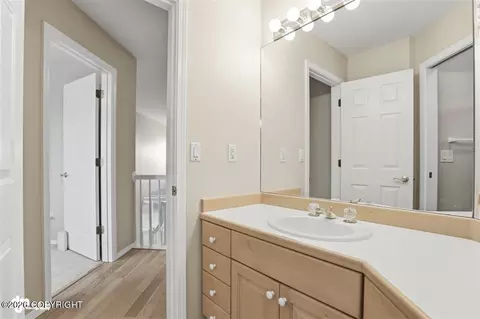 Bath - 7513 Setter Dr, Anchorage, AK 99502 photo 8 of 8