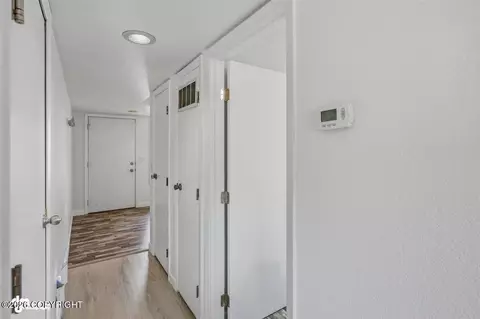 Entry Way - 4161 Hampton Dr # 11A, Anchorage, AK 99504 photo 3 of 4