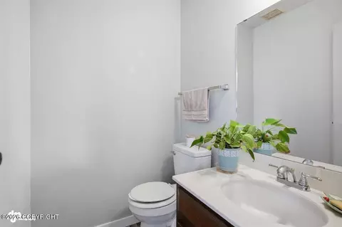 Bath - 4161 Hampton Dr # 11A, Anchorage, AK 99504 photo 1 of 5