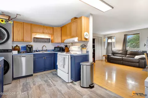 1507 Richardson Dr, Anchorage, AK 99504
