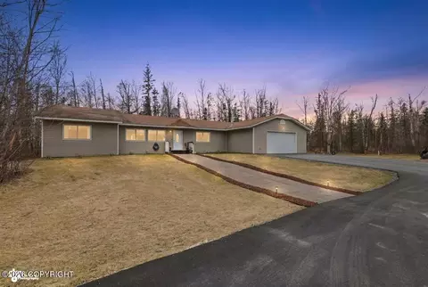 4417 E Mary Martin Dr, Wasilla, AK 99654