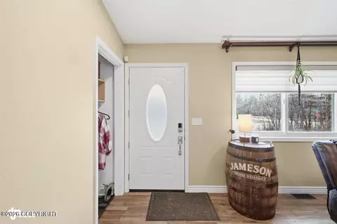 4417 E Mary Martin Dr, Wasilla, AK 99654