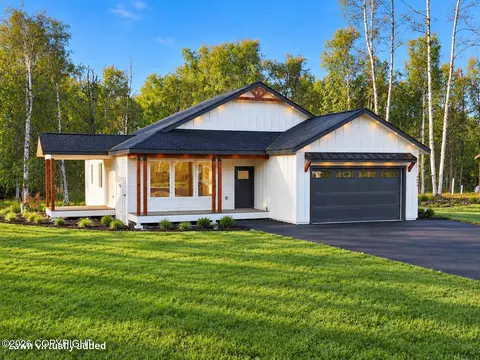 9546 W Palermo Cir, Wasilla, AK 99623