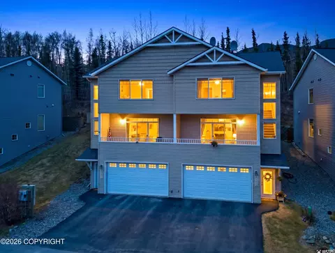 20233 Riverside Dr # 8B, Eagle River, AK 99577