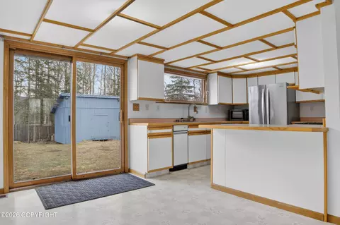 17740 Chilkat Ct, Eagle River, AK 99577 photo 8
