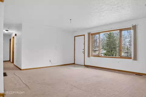 17740 Chilkat Ct, Eagle River, AK 99577 photo 6