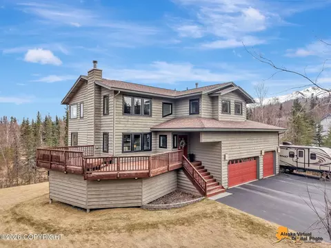 7101 Crooked Tree Dr, Anchorage, AK 99507