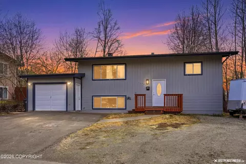 5126 Caribou Ave, Anchorage, AK 99508