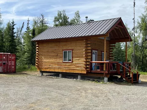 35556 S Southfork Rd, Talkeetna, AK 99676