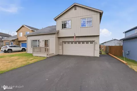 3910 Red Talon Dr, Anchorage, AK 99507