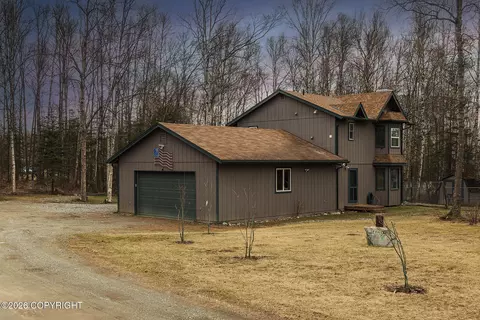 621 E Barton Ln, Wasilla, AK 99654