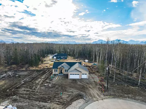 9333 W Palermo Cir, Wasilla, AK 99623