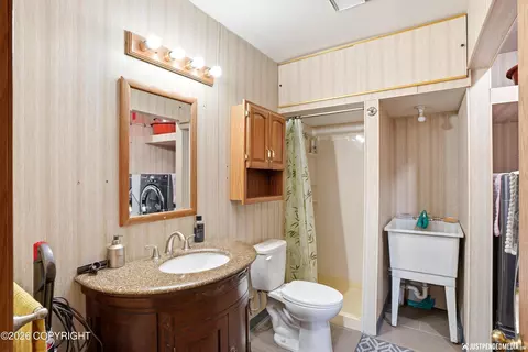 Bath - 9515 Dundas Cir, Eagle River, AK 99577 photo 3 of 3