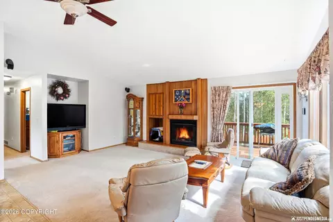Living - 9515 Dundas Cir, Eagle River, AK 99577 photo 2 of 5