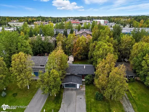 View/Area - 3801 Runestad Cir, Anchorage, AK 99502 photo 2 of 7